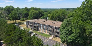 The 4220 Grand Apartments Gallery 11