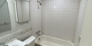 3 bd 1.5 ba Condo Gallery 9