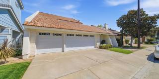 Beautifully Updated 5 Bedroom Woodbridge Home with Pool and much more! Gallery 1