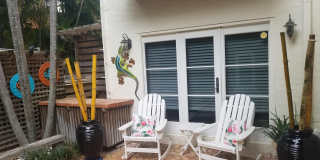 226 NE 1st Avenue unit: Key Lime Suite Gallery 28