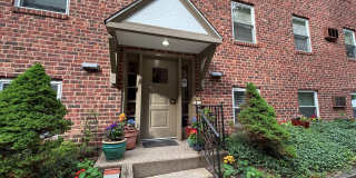 200 W EVERGREEN Avenue Gallery 1