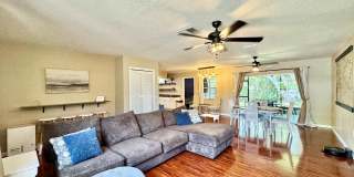 8134 Winthrop Dr Gallery 8