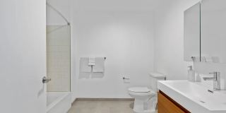 Mily on Green Gallery 19