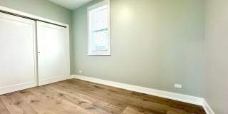 1709 N Maplewood Avenue Gallery 15