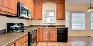 Spacious Home with 1st Floor Master! Spacious Home with 1st Floor Master! Gallery 12