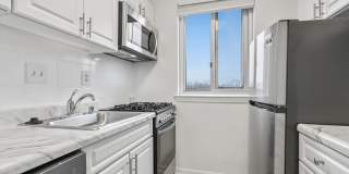 Quebec House Gallery 45