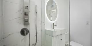 10848 Huston Street Gallery 14