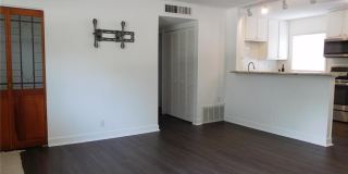 283 Ramsey Lane Gallery 2