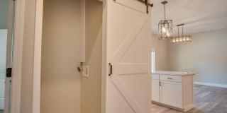 203 S L St Gallery 24