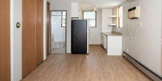 South Highland Apartments Gallery 11
