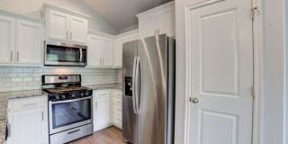 2639 East 1st Street Gallery 23