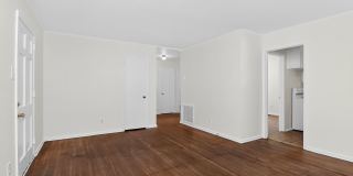 3 Bedroom Home located in Lincoln Heights! Gallery 5