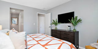 Glen at Bogey Hills Gallery 33