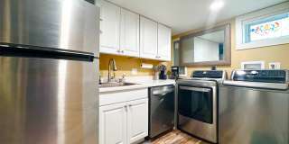 Modern Comfort Meets Convenience – Fully Furnished 2-Bedroom ADU in Milwaukie! Gallery 8