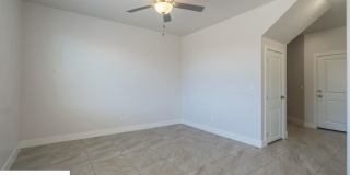Pet friendly 3 Bedroom Townhome in Washington! Gallery 18