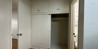 PL26 - 2666 Ellendale Place Gallery 24
