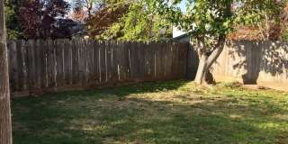 Rare find home with 2-Car Garage, Fenced Yard, with Convenient Location! Gallery 11