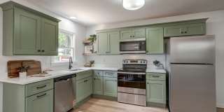 Completely Renovated 3 Bedroom Belmont Townhome Available Now! Gallery 1