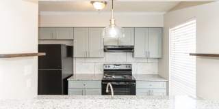 Top Location! Right in the heart of beautiful downtown Boerne! Gallery 11