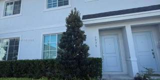 1037 NW 5th St Gallery 1