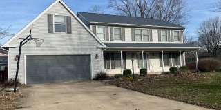 6 Bedroom home with Fenced Yard - Available 07/01/2026 Gallery 1