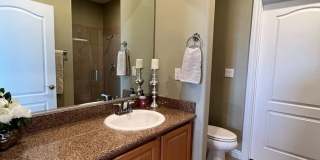 WINTER VACATION RENTAL - 3 Bedroom/3 Bath Condo Gallery 21