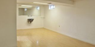 9400 WROUGHT IRON Court Gallery 20