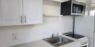 6116 Brooklyn Avenue (studio) Gallery 1