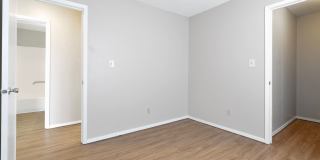 Leavitt Park Apartments - Building 1014 Gallery 10