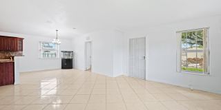 Beautiful 4 bed 3 bathroom Single Family Home with a large fenced yard Gallery 5