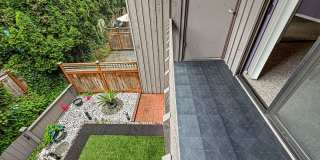 Townhouse-Style Condo for Rent | 7815 218th St SW #113, Edmonds, WA Gallery 23