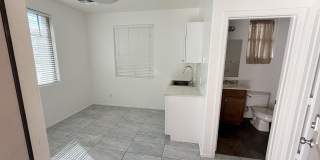 7706 S 24th Drive Gallery 4