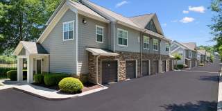 Vintage Retreat Apartments Gallery 29