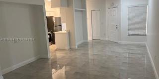 18326 NW 68th Ave Gallery 1
