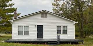 Quiet Country Living on 1 Acre in Murfreesboro! - 3br 2ba Gallery 1