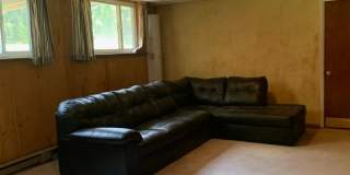 5 Bedroom 3 Bath House with 2 Car Garage Gallery 29