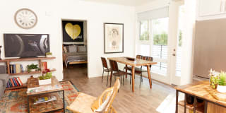 East View Gallery 15
