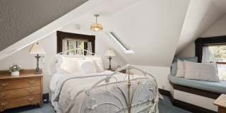 214 W Hyman Avenue Gallery 7