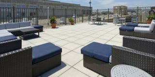 The Statesman Gallery 17