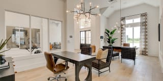 35 West at Champions Circle Apartments Gallery 32