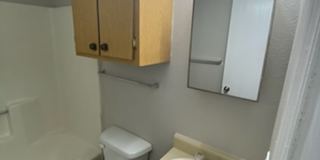 River Walk Apartments Gallery 198