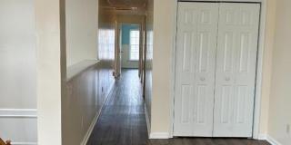 91 Roseland Ave Gallery 15