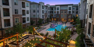 Knox at Metrocenter Gallery 1