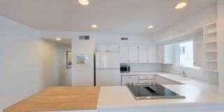 120 S Lumina Avenue S Gallery 7