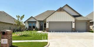 9212 Southwest 41st Street Gallery 1