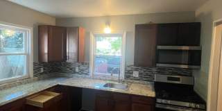 256-258 Woodbine Avenue Gallery 5
