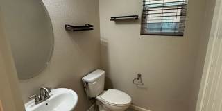 Beautiful 3 Bedroom, 2.5 Bath Mountain House Home Gallery 12