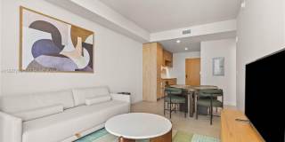 11 NE 6th St Gallery 1