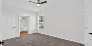 Brittany Commons Apartments Gallery 6