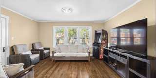 4136 Park Avenue Gallery 2